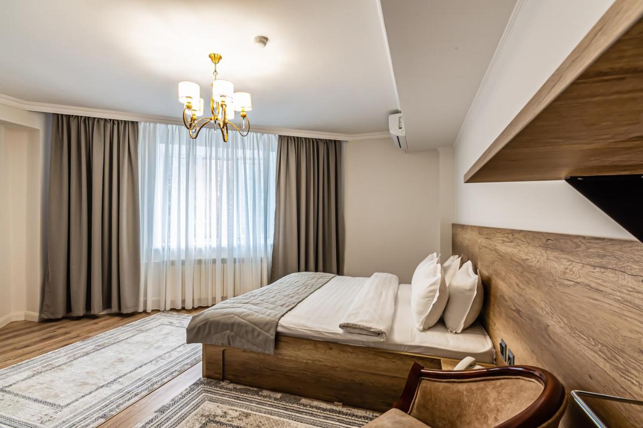 Oscar Hotel By Ag Hotels Group Almaty Ngoại thất bức ảnh