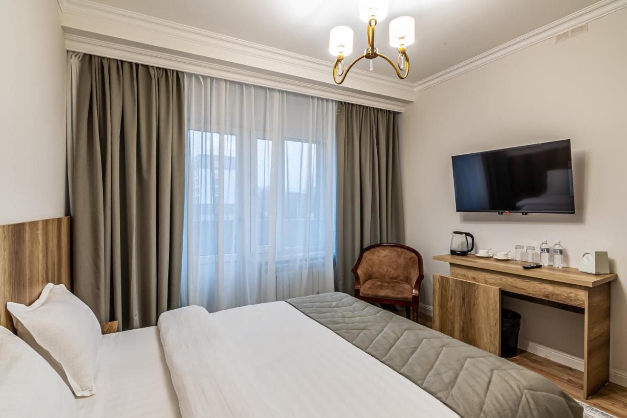 Oscar Hotel By Ag Hotels Group Almaty Ngoại thất bức ảnh