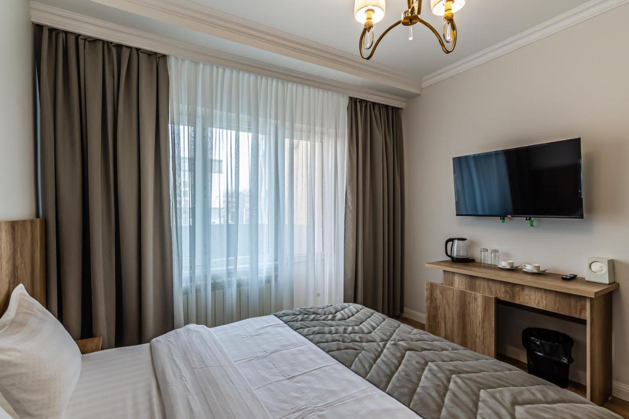 Oscar Hotel By Ag Hotels Group Almaty Ngoại thất bức ảnh